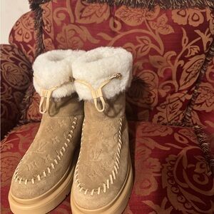 Louis Vuitton Cortina Ankle Boots